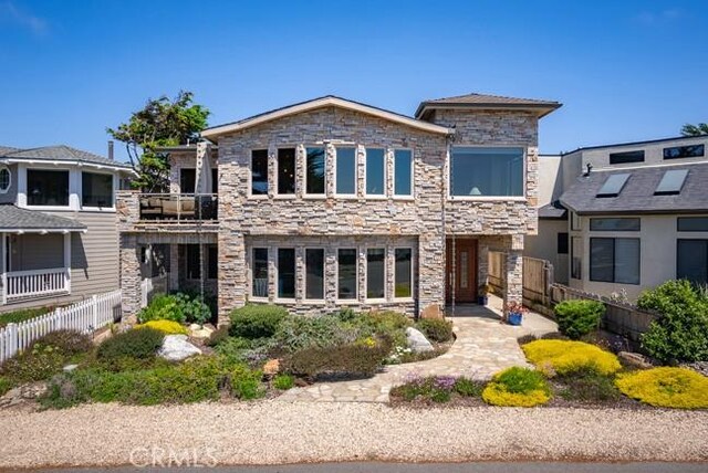 2062 Sherwood Dr, Cambria, CA 93428 - view of front facade with stone siding