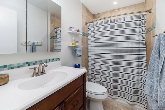 328 Countrywood Ln, Encinitas, CA 92024 - full bathroom with vanity, toilet, and a shower with curtain