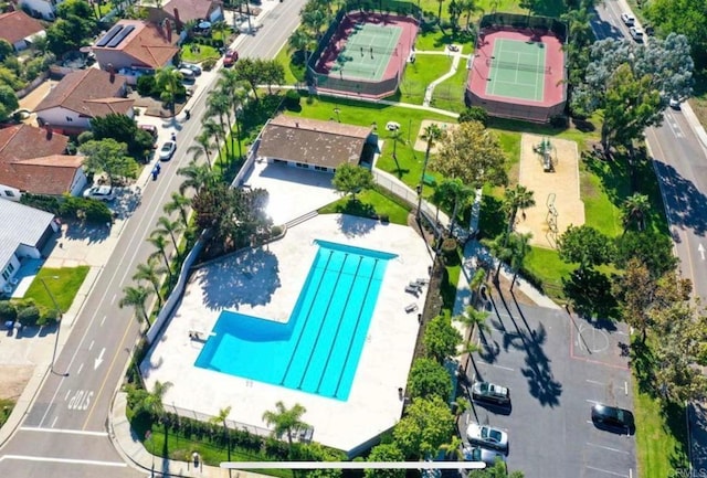 328 Countrywood Ln, Encinitas, CA 92024 - bird's eye view of a pool