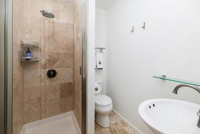 328 Countrywood Ln, Encinitas, CA 92024 - bathroom with a shower stall, toilet, and baseboards