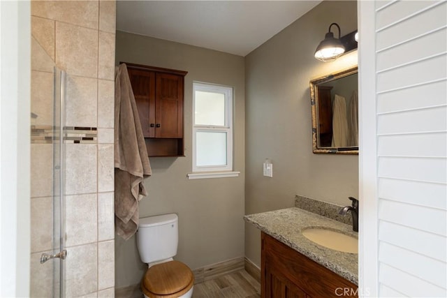 508 Launa Ln, Arroyo Grande, CA 93420 - bathroom with vanity, toilet, a tile shower, and baseboards