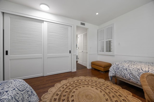 380 S Orange Grove Blvd Unit 6, Pasadena, CA 91105 - bedroom with wood finished floors, recessed lighting, and a closet