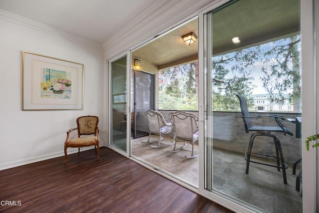 380 S Orange Grove Blvd Unit 6, Pasadena, CA 91105 - sunroom featuring ornamental molding and wood finished floors