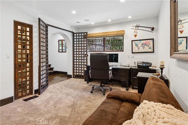 541 Via Del Monte, Palos Verdes Estates, CA 90274 - home office featuring arched walkways, recessed lighting, healthy amount of natural light, and baseboards