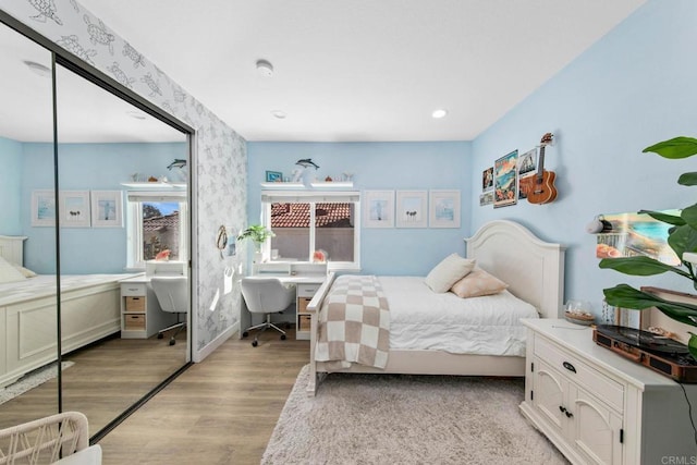 1164 Quail Gardens Ct, Encinitas, CA 92024 - bedroom with light wood-style floors, an office area, and recessed lighting