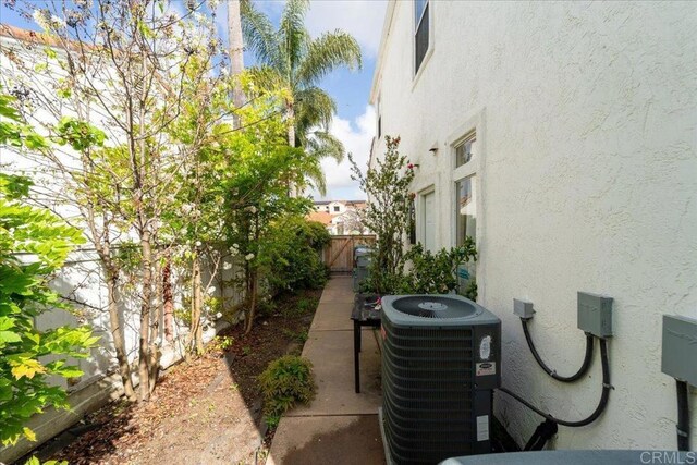 4981 Marin Dr, Oceanside, CA 92056 - view of yard with fence and central AC