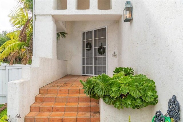 4981 Marin Dr, Oceanside, CA 92056 - property entrance with stucco siding