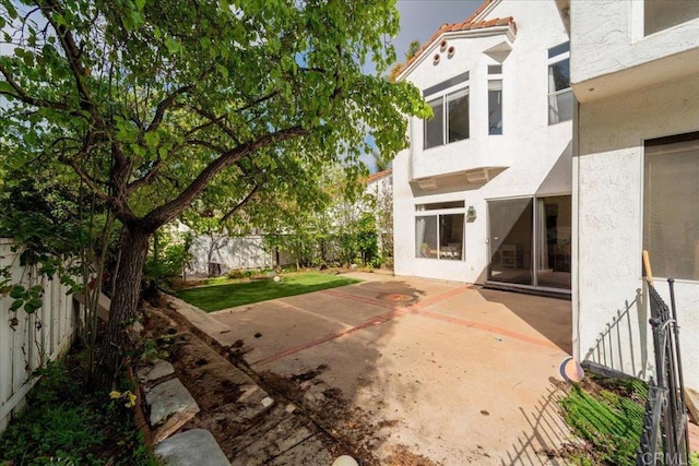 4981 Marin Dr, Oceanside, CA 92056 - view of patio with a fenced backyard