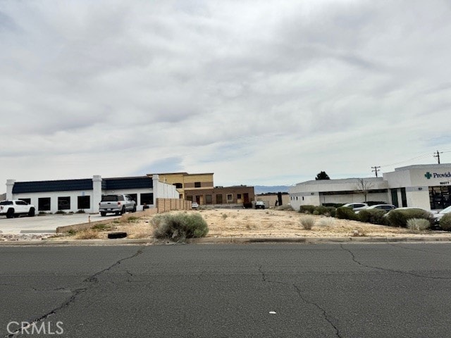 16083 Kamana Rd, Apple Valley, CA 92307 - photo 4