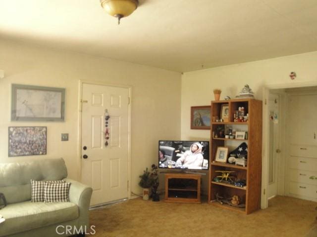 2480 Baldwin Ave, Oroville, CA 95966 - living room featuring carpet