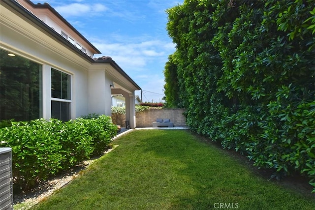 14608 Mccormick St, Sherman Oaks, CA 91411 - view of yard with central air condition unit