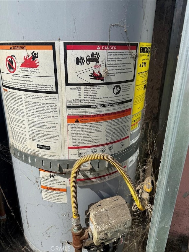 4908 W 109th St, Inglewood, CA 90304 - detailed view of water heater