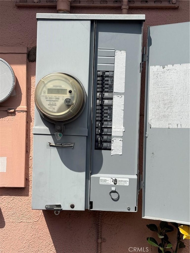 4908 W 109th St, Inglewood, CA 90304 - exterior view of electric panel and electric meter