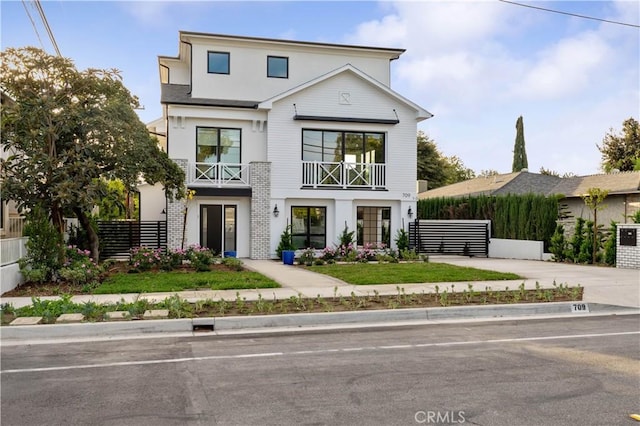 709 S 2nd Ave Unit 2, Arcadia, CA 91006 - view of front of property with stucco siding and a balcony
