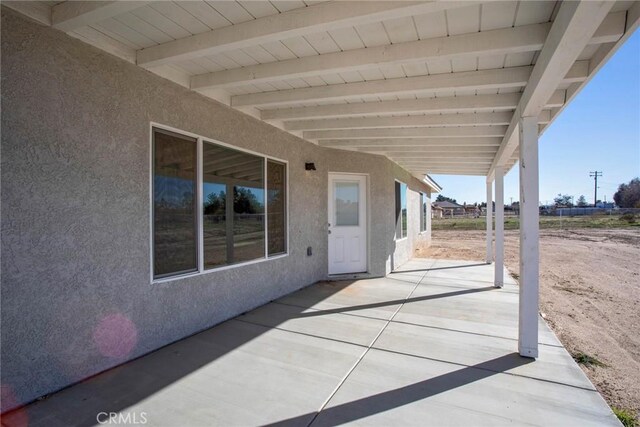 17796 Valencia St, Hesperia, CA 92345 - view of patio / terrace