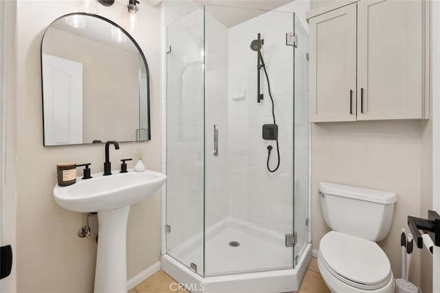 1517 Felspar St, San Diego, CA 92109 - full bath featuring toilet and a shower stall