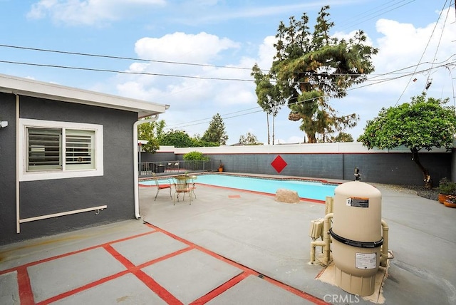 915 S Danehurst Ave, Glendora, CA 91740 - view of swimming pool featuring a patio and a fenced backyard