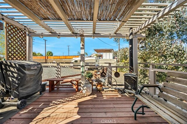 7160 Bel Air St, Corona, CA 92881 - deck with a pergola
