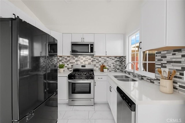 13788 Angeles Dr, Victorville, CA 92392 - photo 5