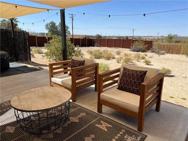7073 Mission Ave Unit 29, Palms, CA 92277 - fenced backyard featuring a patio area