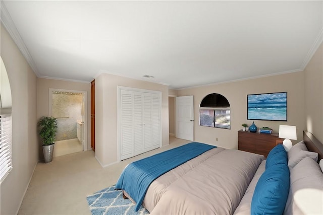 bedroom with ornamental molding, light carpet, a closet, and visible vents