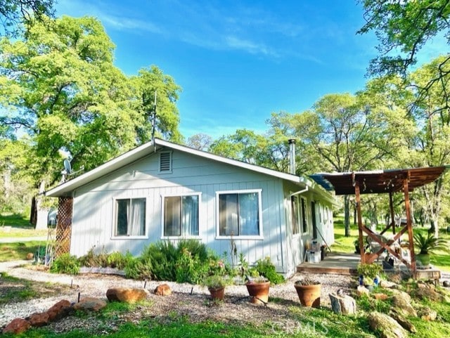 11363 Shadow Ln, Browns Valley, CA 95918 - photo 1