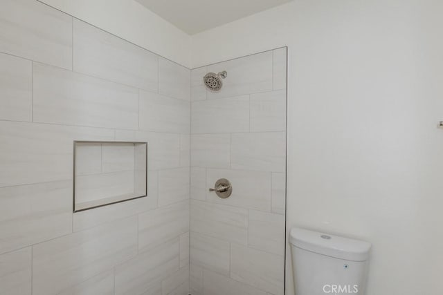 23222 Orange Ave Unit 4, Lake Forest, CA 92630 - bathroom with toilet and tiled shower