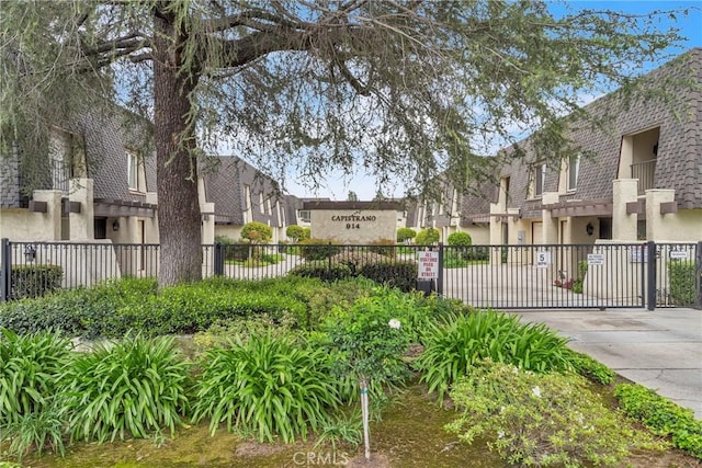 914 Fairview Ave Unit 15, Arcadia, CA 91007 - view of property's community with a residential view