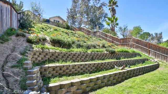 45299 Esmerado Ct, Temecula, CA 92592 - view of yard