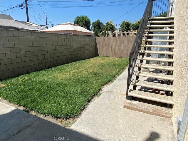 5101 Lindsey Ave, Pico Rivera, CA 90660 - view of yard featuring stairway