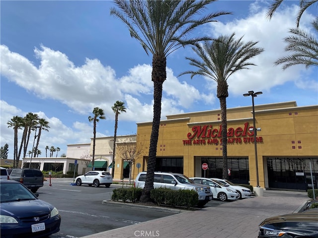 5101 Lindsey Ave, Pico Rivera, CA 90660 - view of commercial property featuring uncovered parking