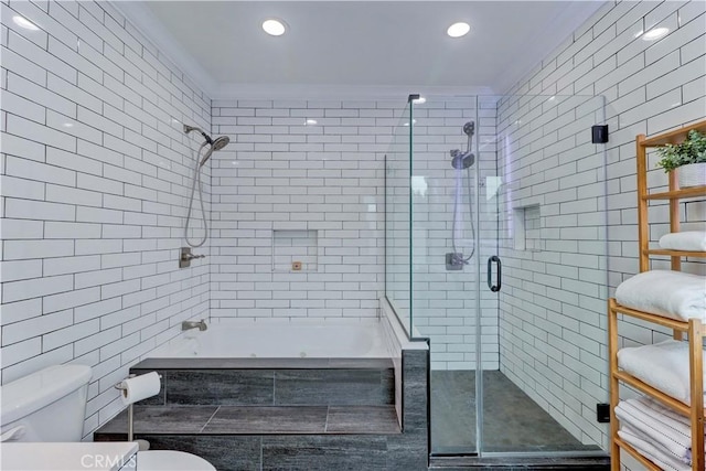 full bath with crown molding, toilet, tile walls, recessed lighting, and tiled shower / bath combo