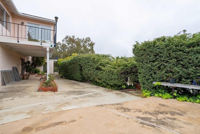 557 Canyon Dr, Solana Beach, CA 92075 - view of patio with a balcony