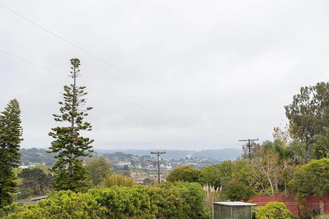557 Canyon Dr, Solana Beach, CA 92075 - view of mountain backdrop