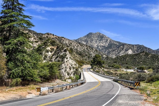 2447 Stonyvale Rd, Tujunga, CA 91042 - view of mountain background