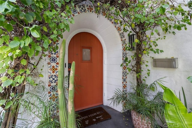 view of exterior entry