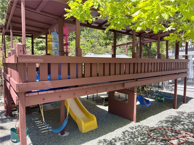27596 N Bay Rd, Lake Arrowhead, CA 92352 - view of community jungle gym