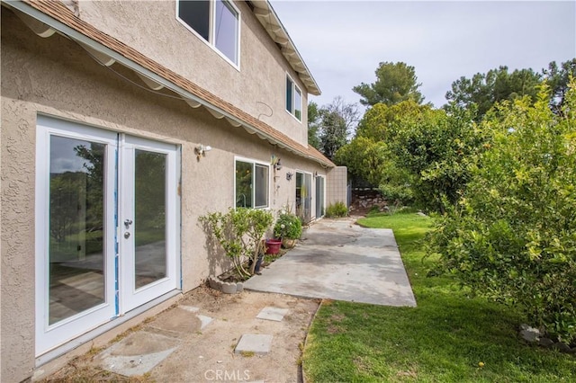 28414 Winterdale Dr, Canyon Country, CA 91387 - view of yard featuring a patio area