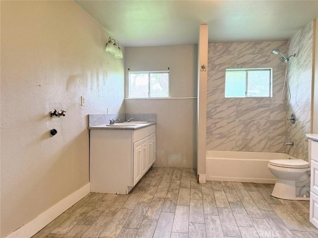 47409 Thunderhill Ln, Squaw Valley, CA 93675 - full bath with vanity, plenty of natural light, wood finished floors, and shower / washtub combination