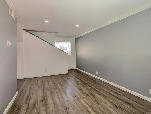 438 S Anza St, El Cajon, CA 92020 - empty room featuring wood finished floors, recessed lighting, ornamental molding, and baseboards