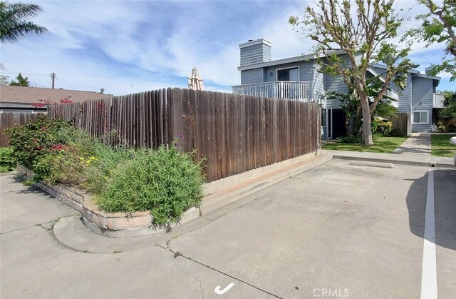 2512 Santa Ana Ave Unit 9, Costa Mesa, CA 92627 - view of patio