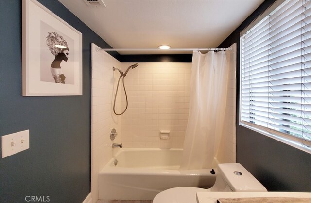 2512 Santa Ana Ave Unit 9, Costa Mesa, CA 92627 - full bathroom featuring toilet and shower / tub combo with curtain
