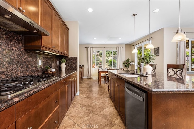 34595 Collier Falls Ct, Temecula, CA 92592 - kitchen featuring stainless steel appliances, extractor fan, decorative backsplash, recessed lighting, and dark stone counters