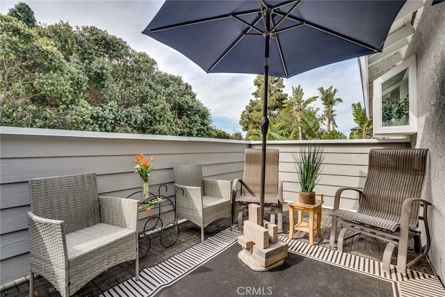 7612 Appleby, Huntington Beach, CA 92648 - balcony with a sunroom