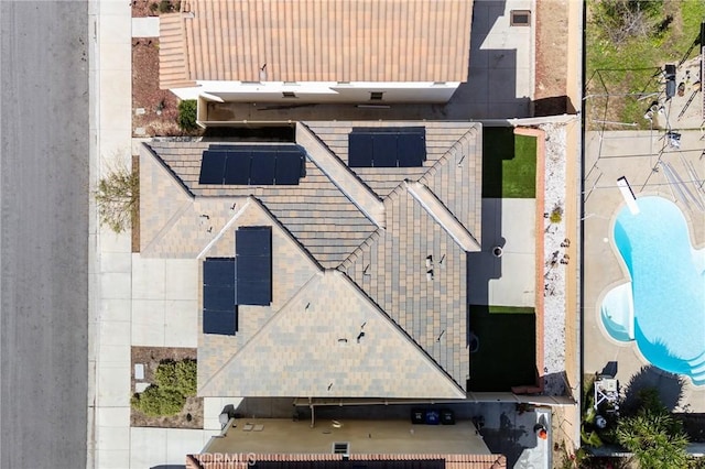 972 W Jasmine Way, Rialto, CA 92376 - bird's eye view of a pool area