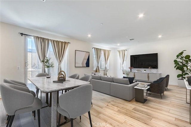 972 W Jasmine Way, Rialto, CA 92376 - dining area featuring light wood-style flooring and recessed lighting