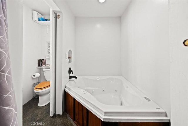 13771 De Garmo Ave, Rancho Cascades, CA 91342 - full bathroom featuring toilet and a jetted tub