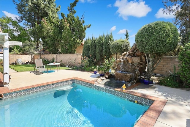 13771 De Garmo Ave, Rancho Cascades, CA 91342 - view of pool featuring a fenced backyard and a patio
