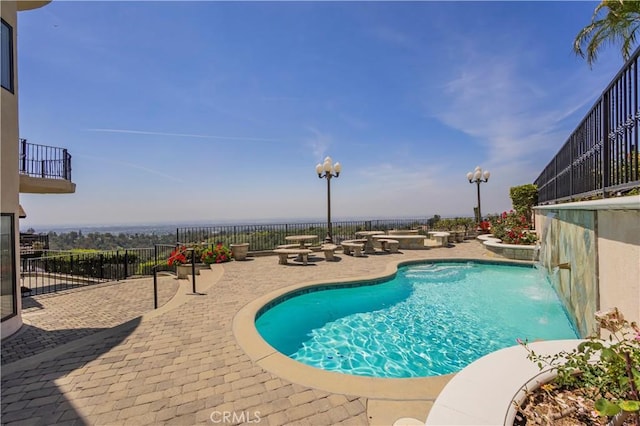 8113 Newcastle Dr, Whittier, CA 90605 - view of swimming pool featuring fence, a fenced in pool, and a patio area