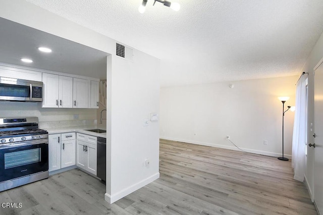 68321/2 Saint Estaban St, Los Angeles, CA 91042 - photo 4